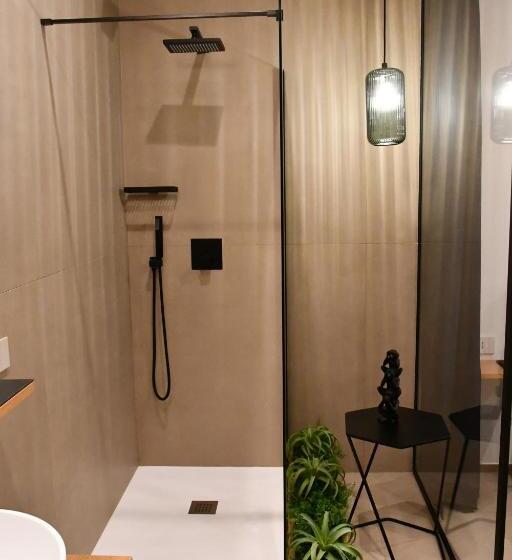 デラックスルーム, Nu House Rooms & Apartments