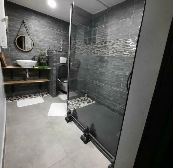 ドゥプレックスルーム, Maison Avec Jacuzzi