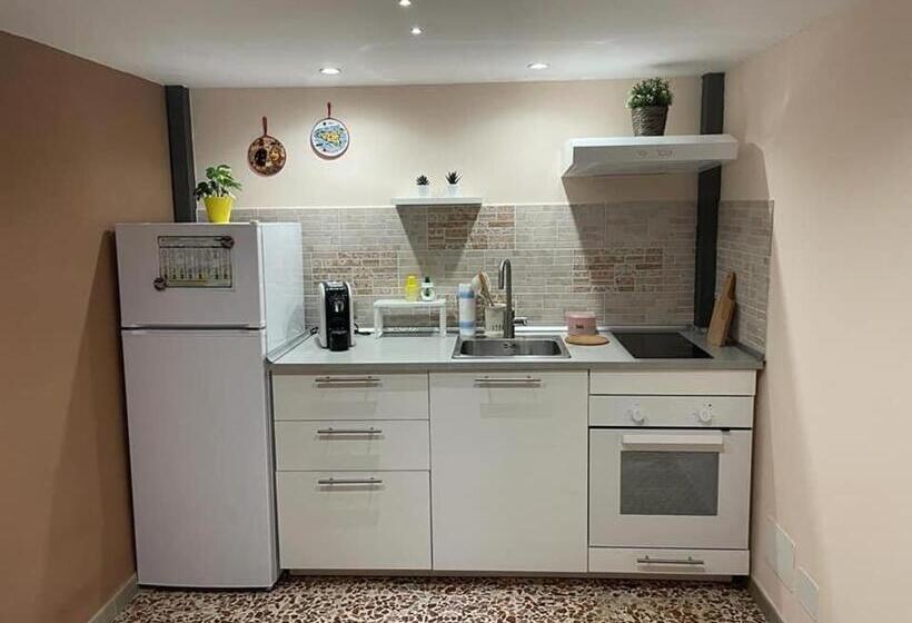 标准工作室, I Vacanzieri