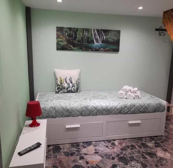 家庭工作室, I Vacanzieri