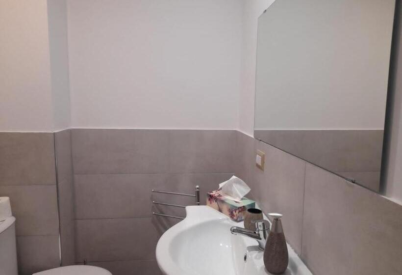 豪华房间, I Vacanzieri