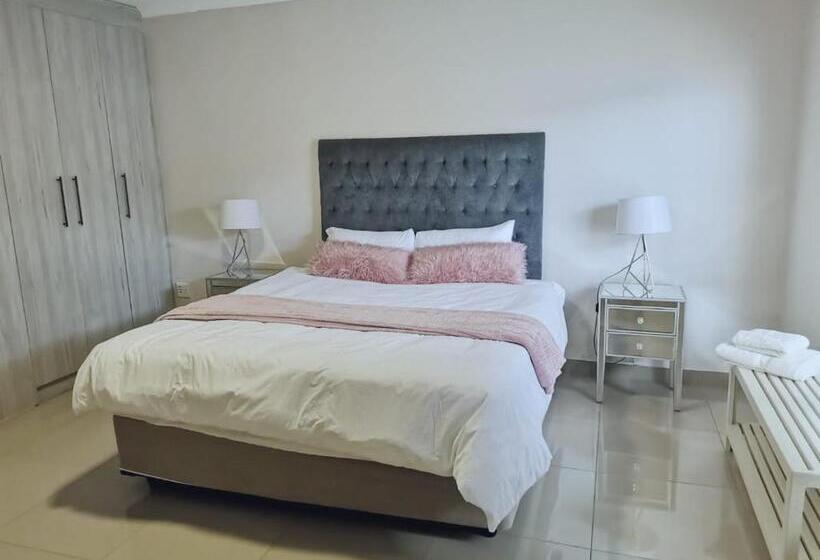 キングサイズベッドのデラックススイート, @anderson Executive Suites