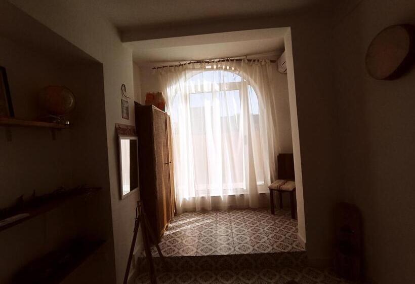 اتاق استاندارد با تراس, Dhara House Malta