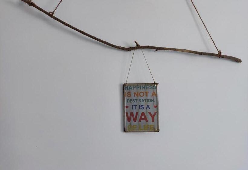 سوییت جونیور لوکس, Dhara House Malta