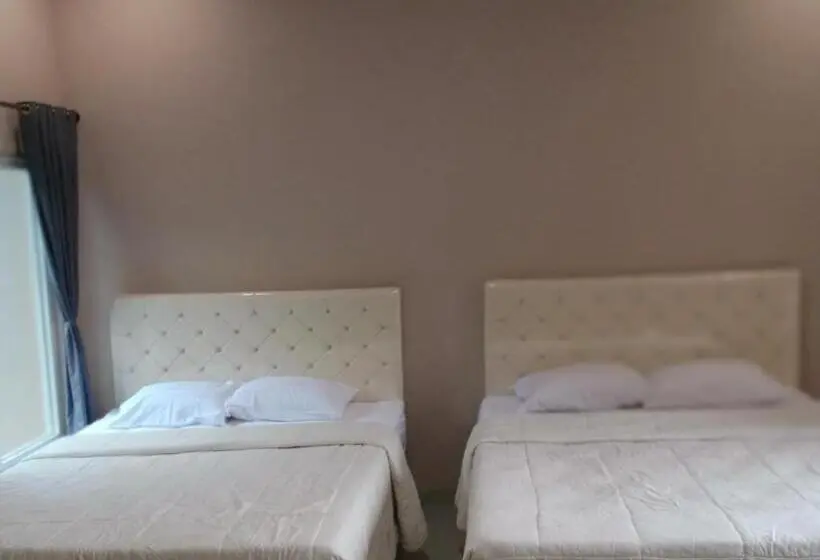 Hegyre Néző Standard Szoba, Villa Pringgitan