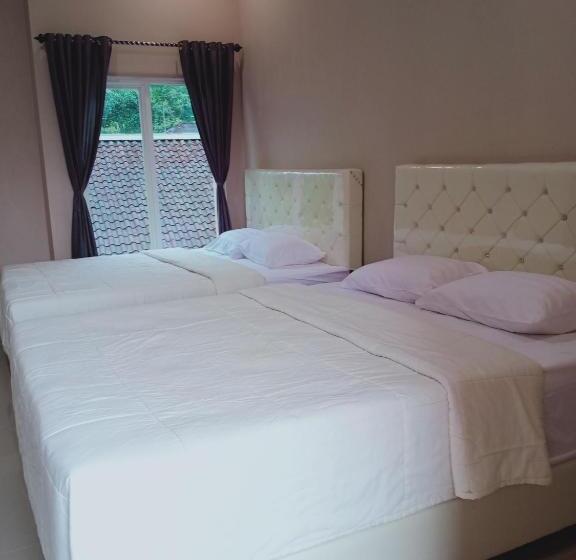 غرفة قياسية مطلة على الجبل, Villa Pringgitan