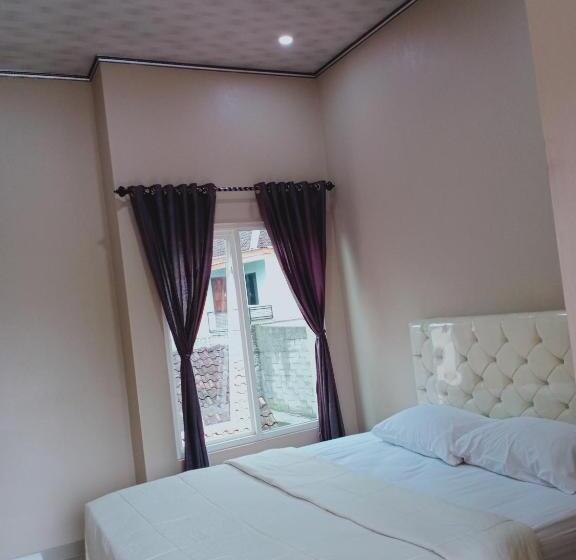 غرفة سوبيريور, Villa Pringgitan