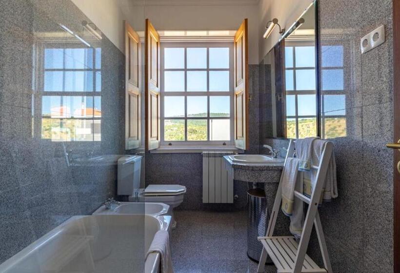 غرفة عائلية, Casa Da Pergula