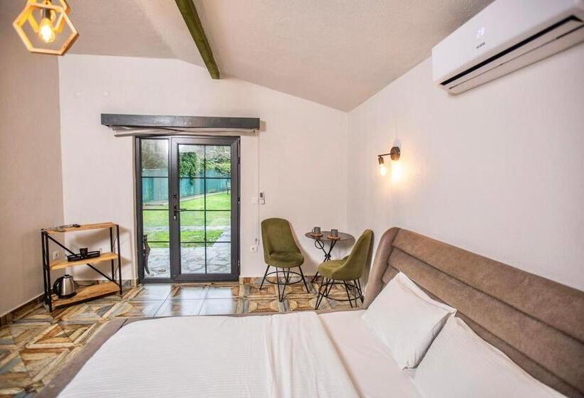 Suite with Terrace, Sapancaminihouse