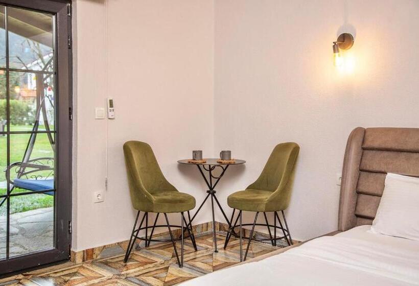 Suite with Terrace, Sapancaminihouse