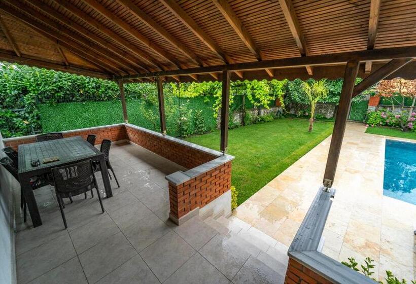 ویلای 2 خوابه, Sapancaminihouse