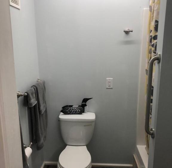 标准间, Copperville B & B