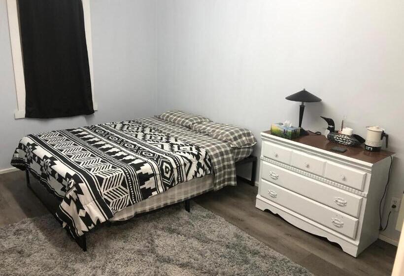 Номер Стандарт, Copperville B & B