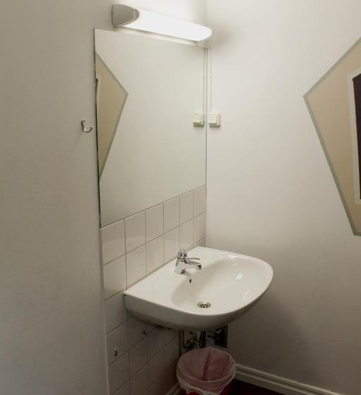 스탠다드 싱글 룸 공동욕실, City Lodge Stockholm