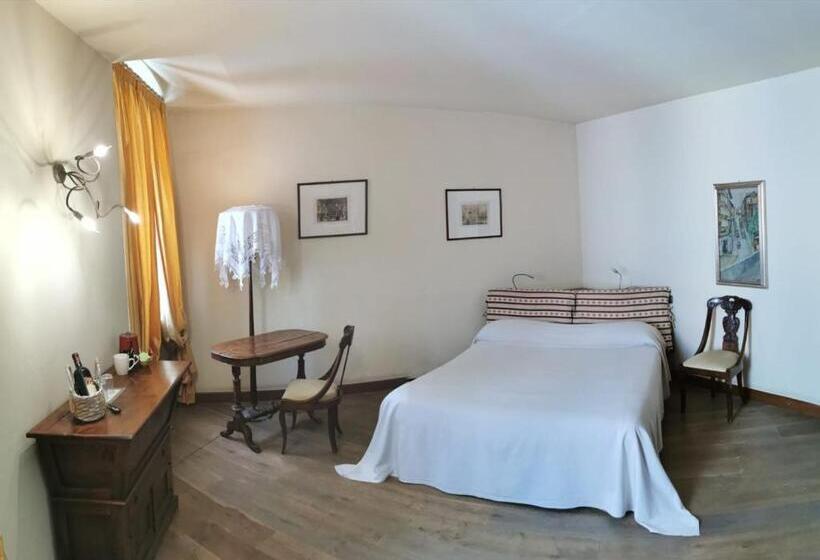 اتاق سوپریور, Angolo Del Poeta