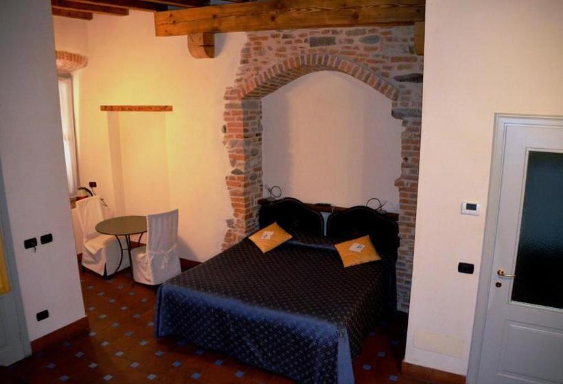 اتاق سوپریور, Angolo Del Poeta