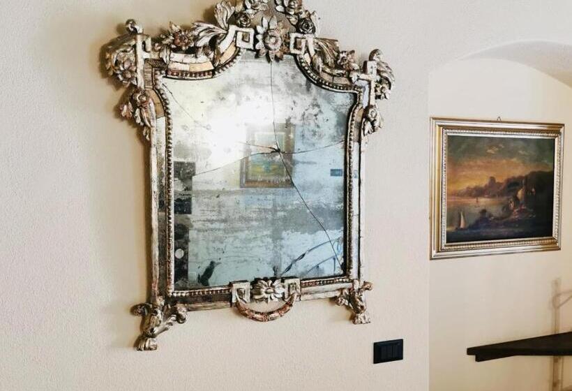 اتاق استاندارد چهار تخته, Angolo Del Poeta