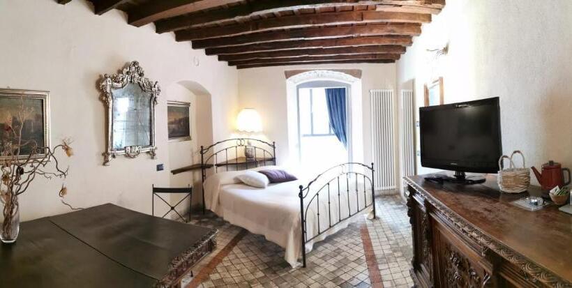 اتاق استاندارد چهار تخته, Angolo Del Poeta