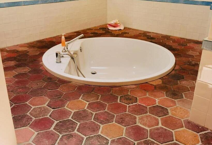 سوییت, Angolo Del Poeta