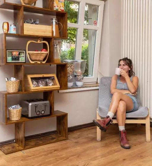 اتاق استاندارد با تخت‌های تاشو, Eastseven Berlin Hostel