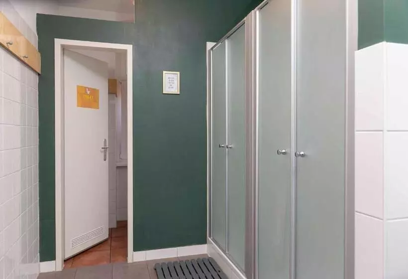 اتاق استاندارد, Eastseven Berlin Hostel