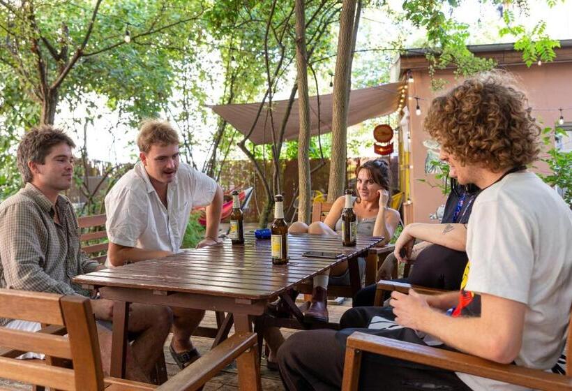 Familienzimmer, Eastseven Berlin Hostel