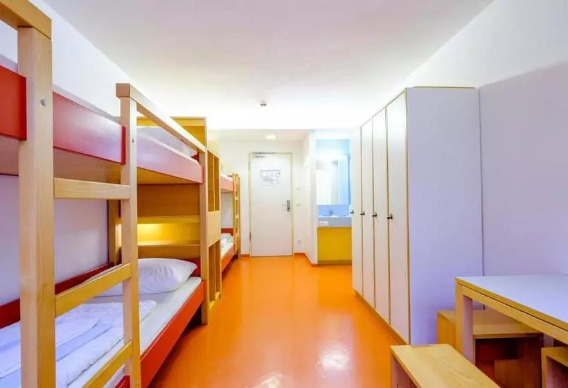 スタンダード４人部屋, Hi Munich Park Youth Hostel