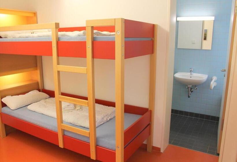 Номер Стандарт Трехместный, Hi Munich Park Youth Hostel