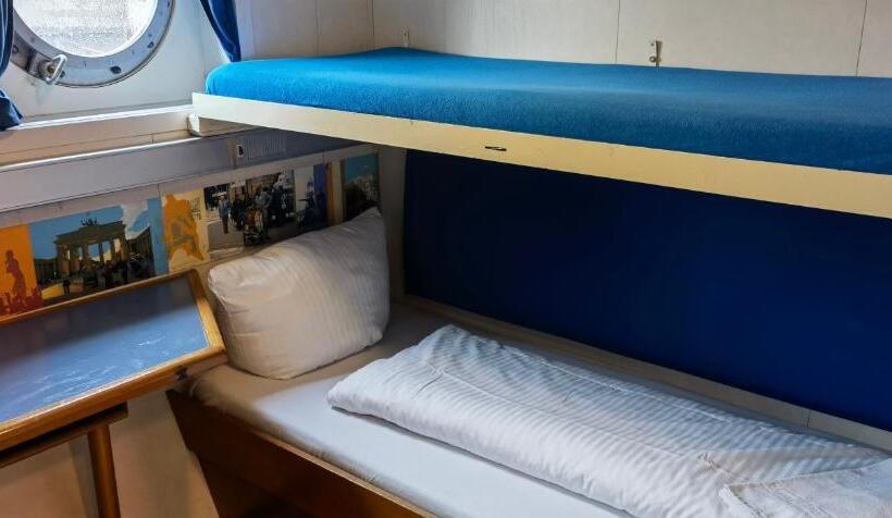 اتاق استاندارد چهار تخته, Shipotel Berlin Gmbh, Shipotel Eastern & Shipotel Western