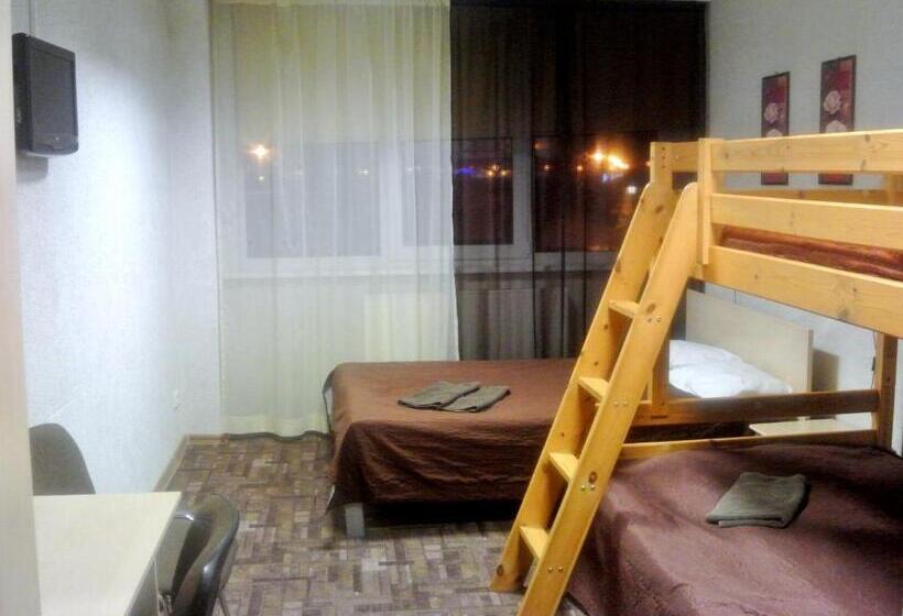 اتاق خانوادگی, Euro