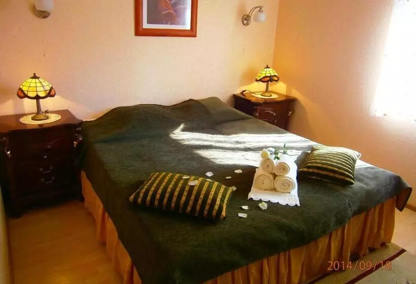 اتاق اکونومی, Villa Eeden