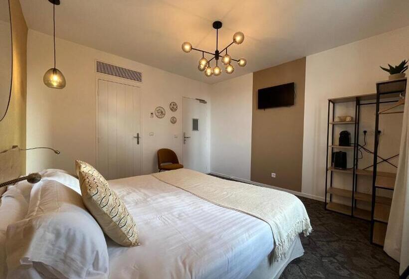 Номер Стандарт, Hôtel Barnea