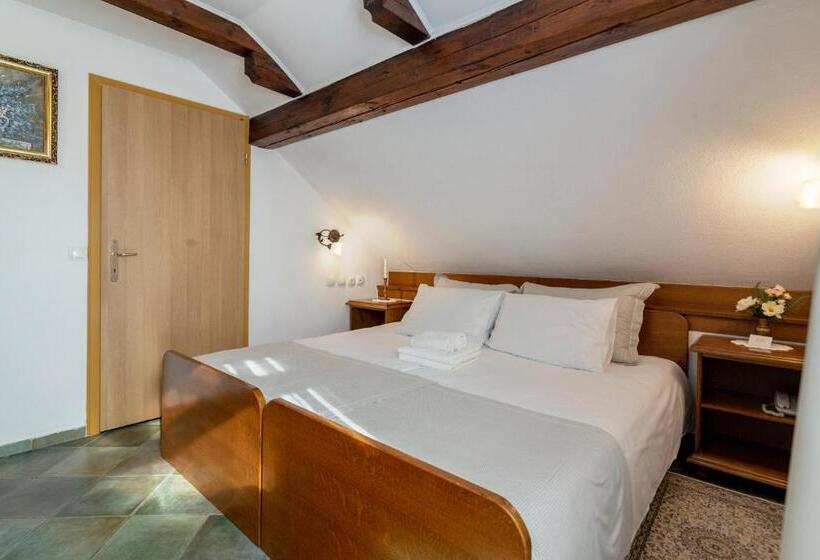 اتاق استاندارد, Jagodic Garni