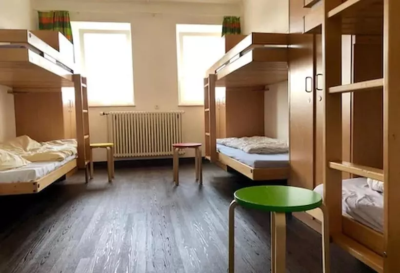Vuode Makuusalissa, Jugendherberge Hamburg Auf Dem Stintfang Membership Required