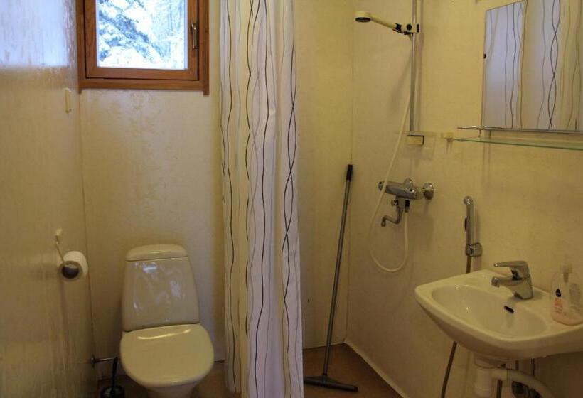 חדר אקונומי לארבעה, Motel Willis West