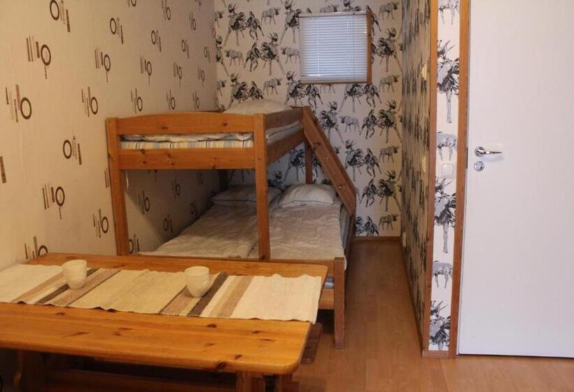 חדר אקונומי לארבעה, Motel Willis West