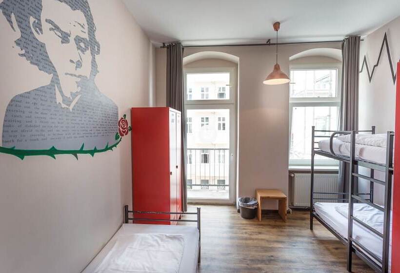تختخواب در اتاق مشترک, Sunflower Hostel Berlin
