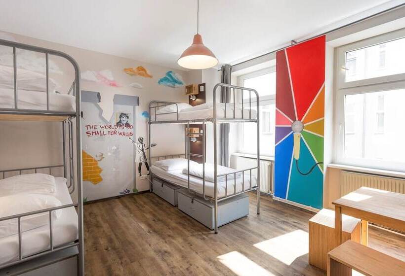 تختخواب در اتاق مشترک, Sunflower Hostel Berlin