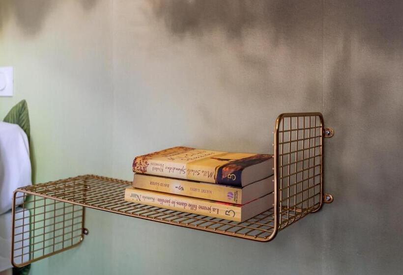 חדר סטנדרט, Libertitu