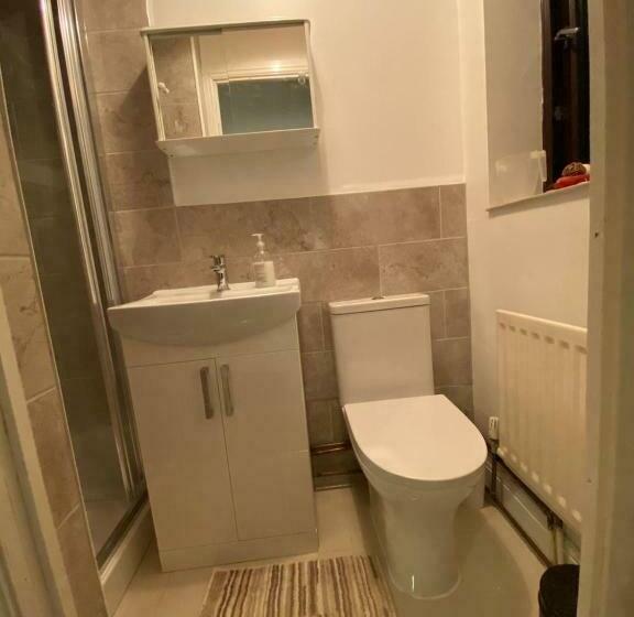 Quarto Estandar, Ashmina Holiday Let With Free Onsite Parking Not For Vans But For Cars Only