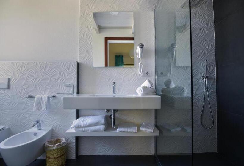 חדר דלוקס עם מרפסת, Vicocolli Rooms