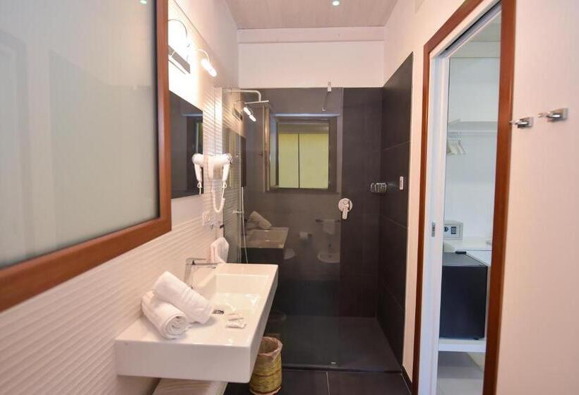 חדר דלוקס עם מרפסת, Vicocolli Rooms