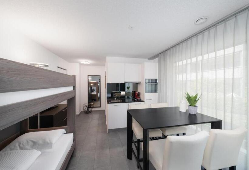 إستوديو ديلوكس, Studio Victoria Interlaken