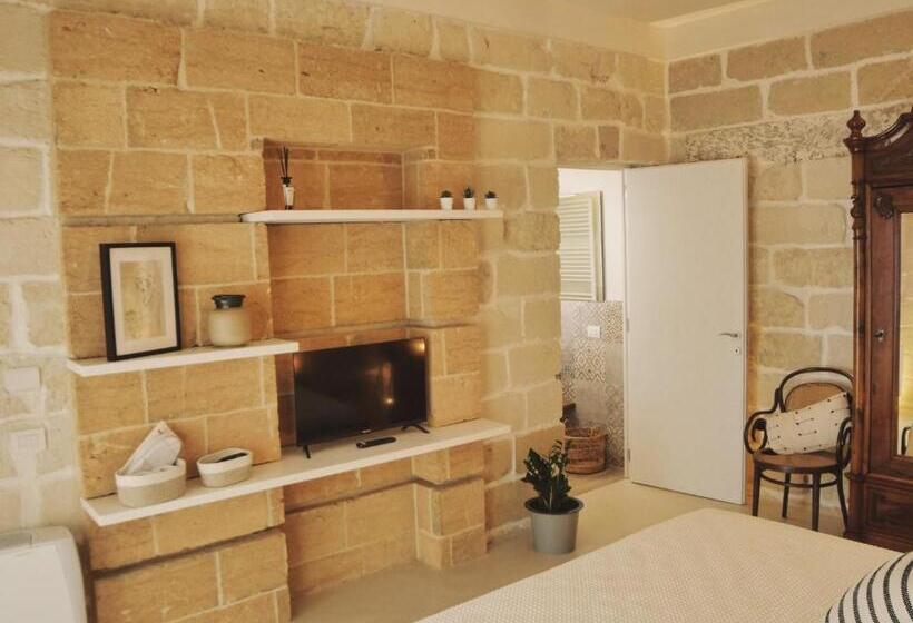 חדר סטנדרט נוף לגינה, Adele E Il Duca Bed And Breakfast