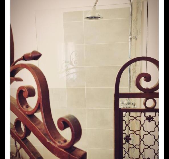 Номер Basic, La Belle Dame