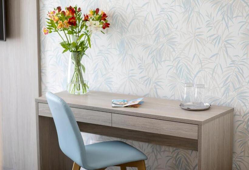 اتاق استاندارد یک نفره, Hendi Centrum