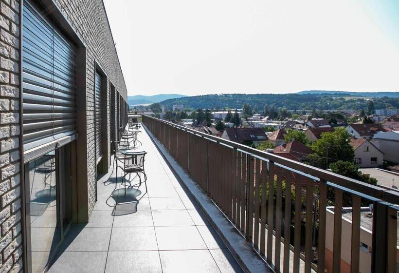 اتاق سوپریور, Hendi Centrum