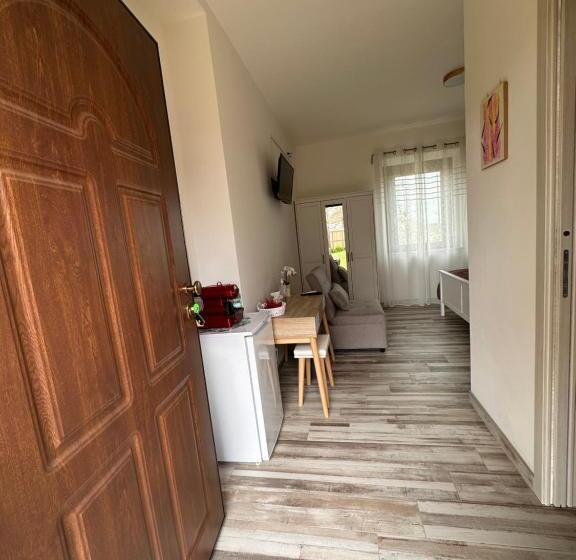 غرفة قياسية, B&b Dimora Delle Ninfee