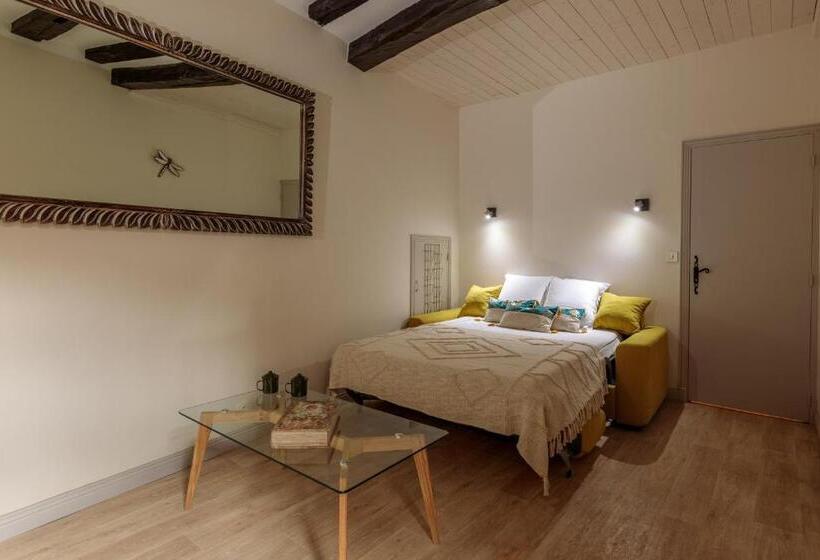 اتاق کلاسیک چهارنفره, Le Lys Dort Sarlat