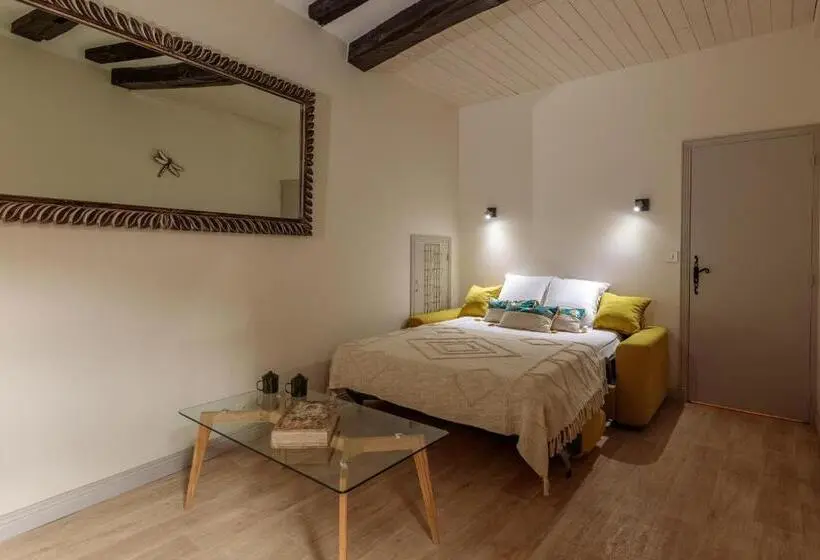اتاق کلاسیک چهارنفره, Le Lys Dort Sarlat